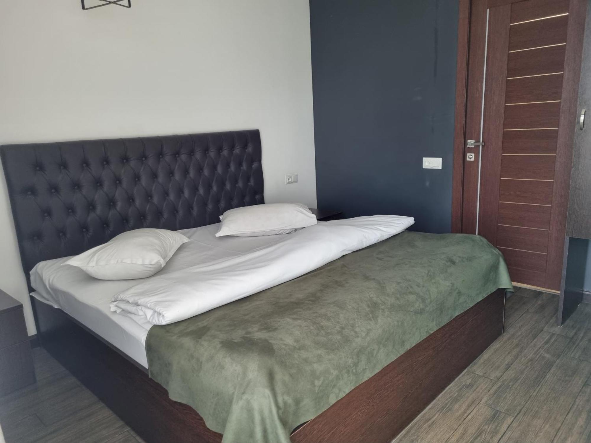 יירבאן Day Inn Hotel מראה חיצוני תמונה